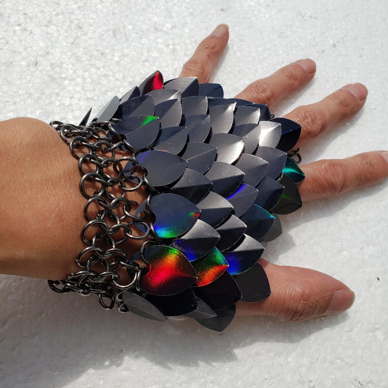Gothic Scalemaille Gloves,holographic Scale Mail Bracer,iridescent Dragon Scale Gloves,guard Bracer